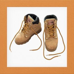 Brahma Lace Up Non-Marking Hiking Winter Boots Boys Tan 11.5 Chad9 Leather Upper